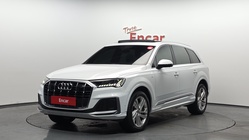 Audi Q7 2021