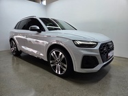 Audi SQ5 2022