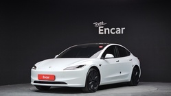 Tesla Model 3 2024