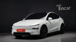 Tesla Model Y 2025