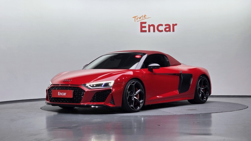 Audi R8