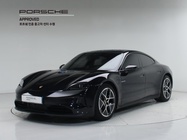 Porsche Taycan 2024