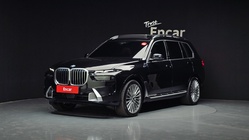 BMW X7 2025