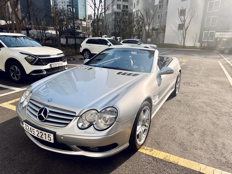 Mercedes-Benz SL-Class