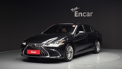 Lexus ES 2023