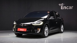 Tesla Model X 2019