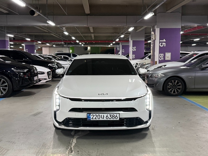 Kia K8