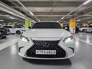 Lexus ES 2023