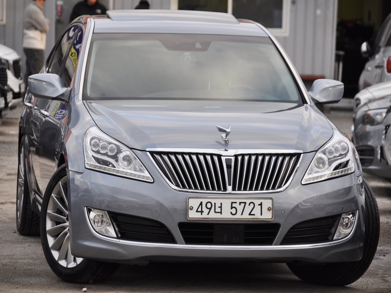 Hyundai Equus