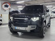 Land Rover Defender 2024