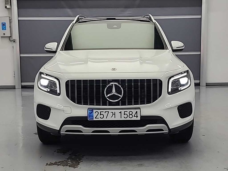 Mercedes-Benz GLB-Class
