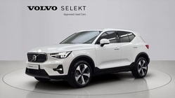 Volvo XC40 2025