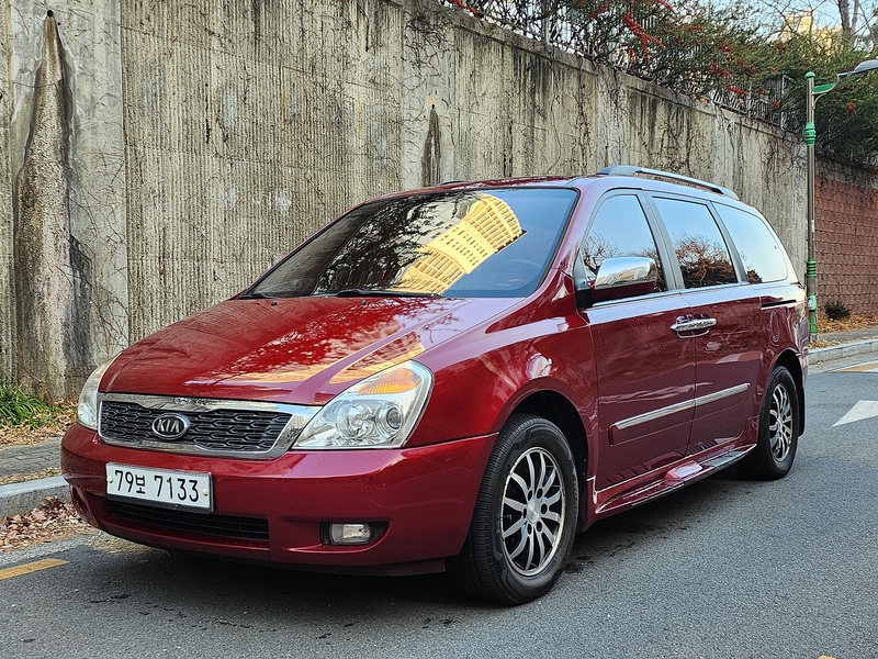 Kia Canival