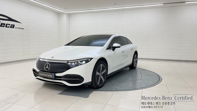 Mercedes-Benz EQS