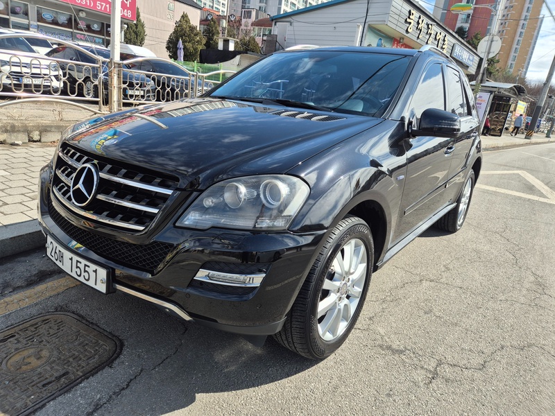 Mercedes-Benz M-Class
