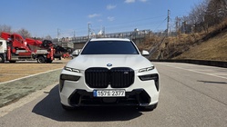 BMW X7 2025