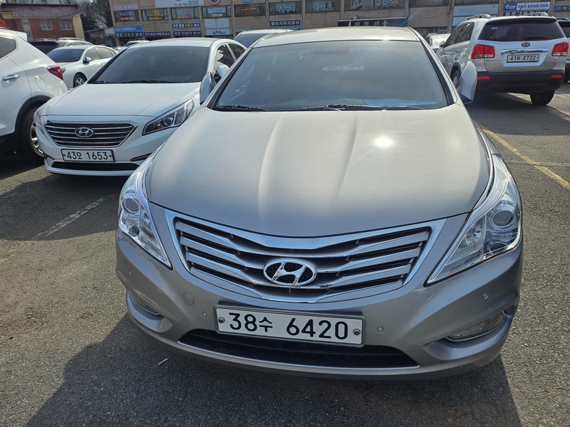 Hyundai Grandeur