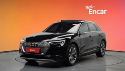 Audi e-tron 2022
