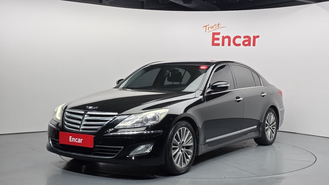 Hyundai Genesis 2013