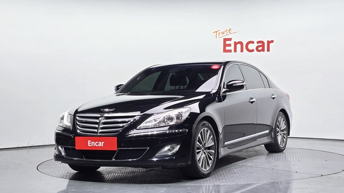 Hyundai Genesis 2012
