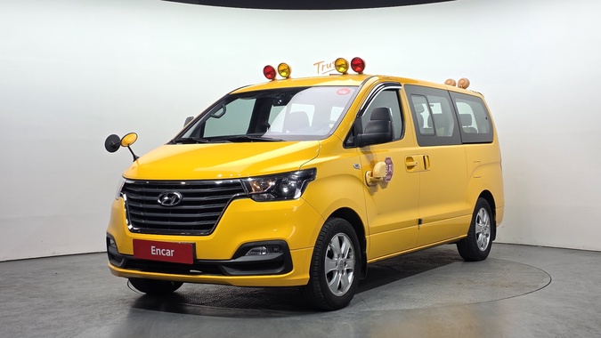 Hyundai Starex 2018
