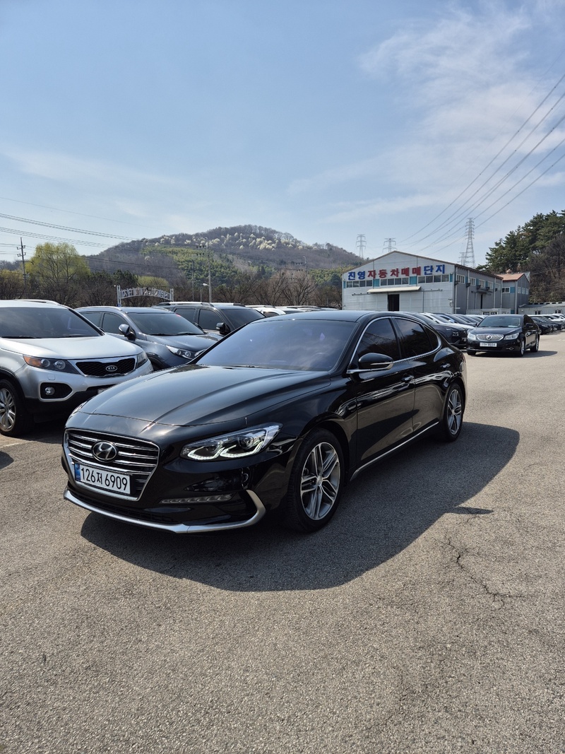 Hyundai Grandeur