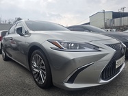Lexus ES 2021