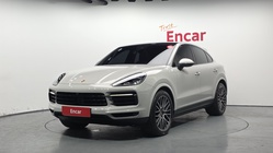 Porsche Cayenne 2021