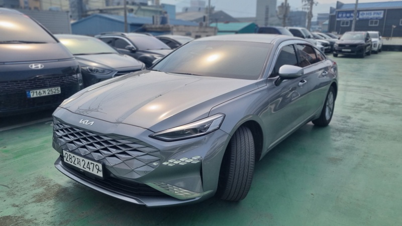 Kia K8