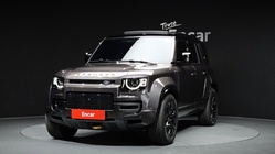 Land Rover Defender 2025