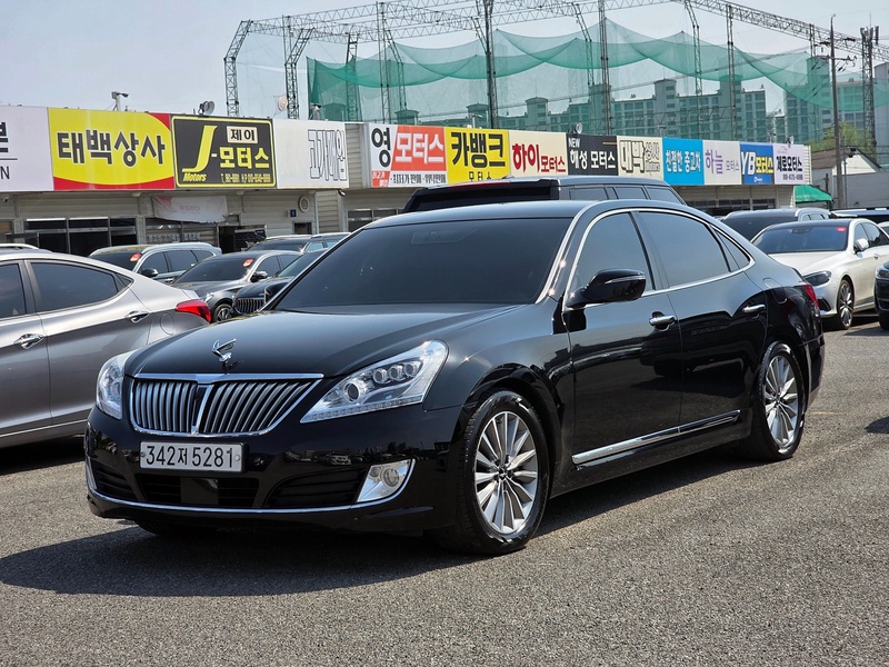 Hyundai Equus