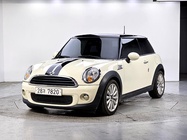 MINI Cooper 2011