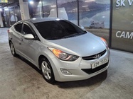 Hyundai Avante 2011