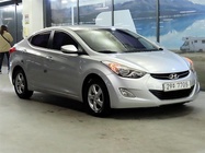 Hyundai Avante 2011