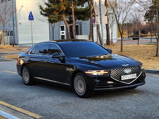 Genesis G90 2020