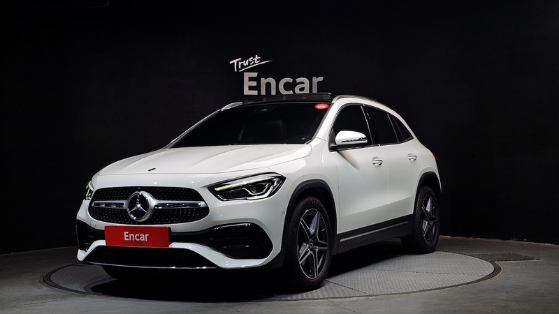 Mercedes-Benz GLA-Class