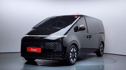 Hyundai Staria 2025