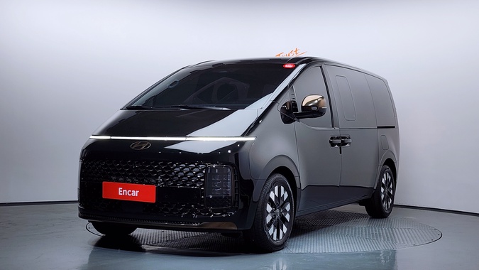 Hyundai Staria 2025