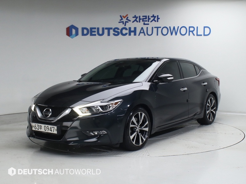 Nissan Maxima