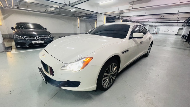 Maserati Quattroporte
