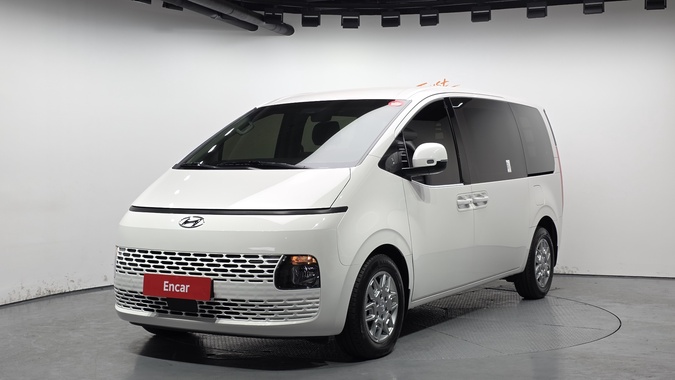 Hyundai Staria 2024