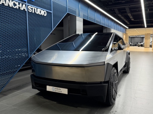 Tesla Cybertruck 2024