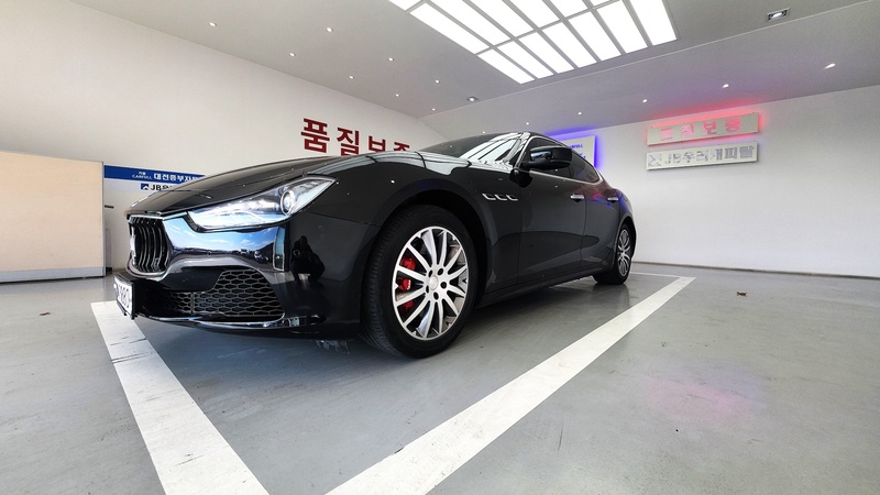 Maserati Ghibli