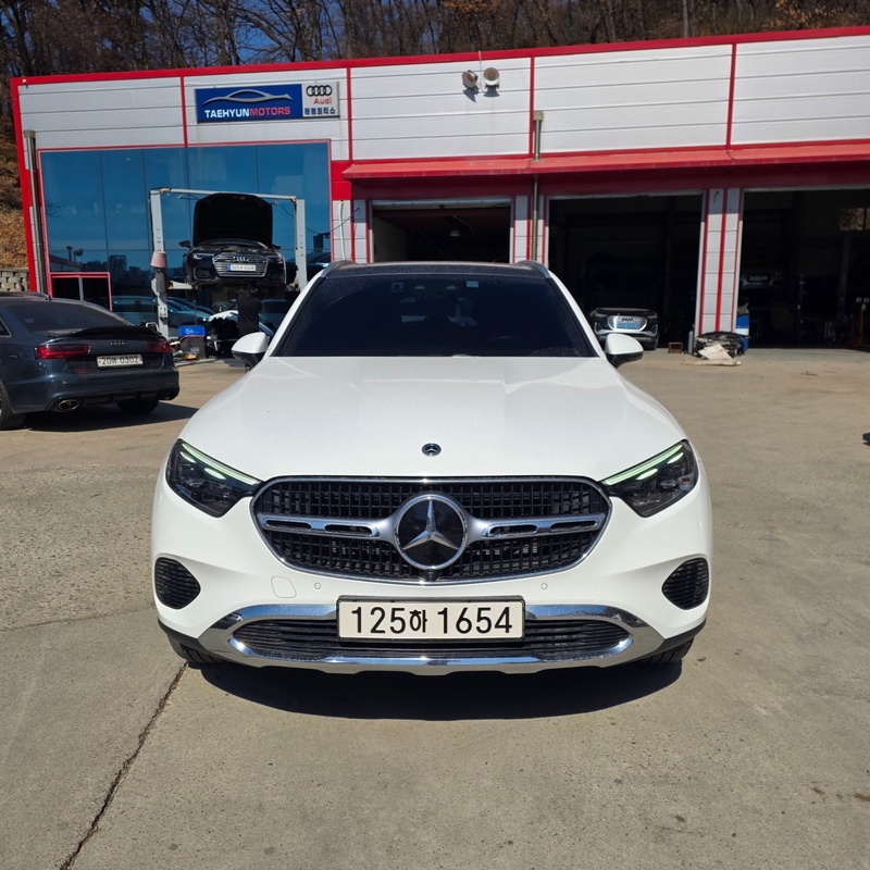 Mercedes-Benz GLC-Class