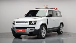 Land Rover Defender 2024
