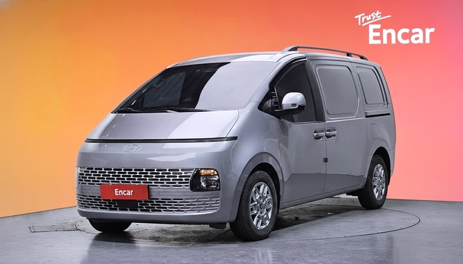 Hyundai Staria 2024