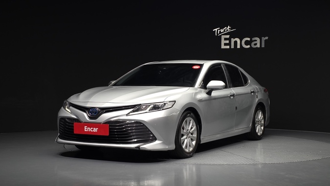 Toyota Camry 2019