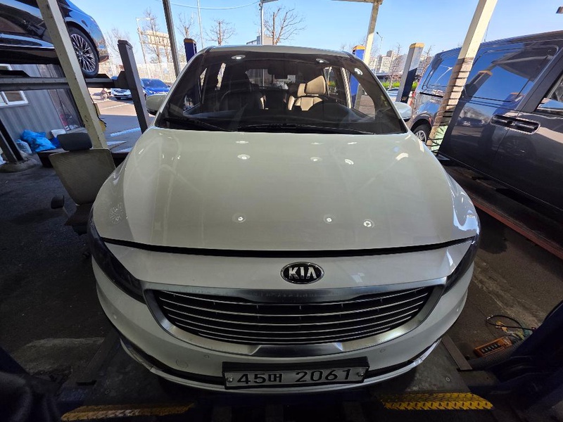 Kia Canival