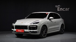 Porsche Cayenne 2022
