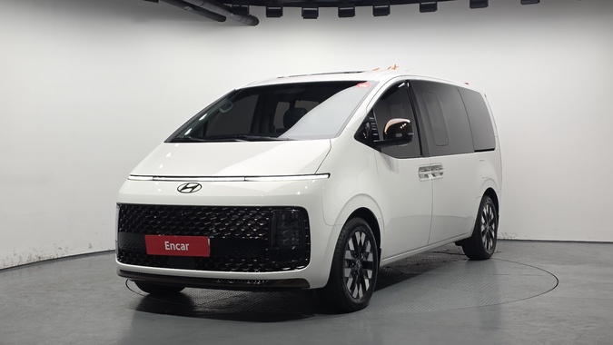 Hyundai Staria 2024